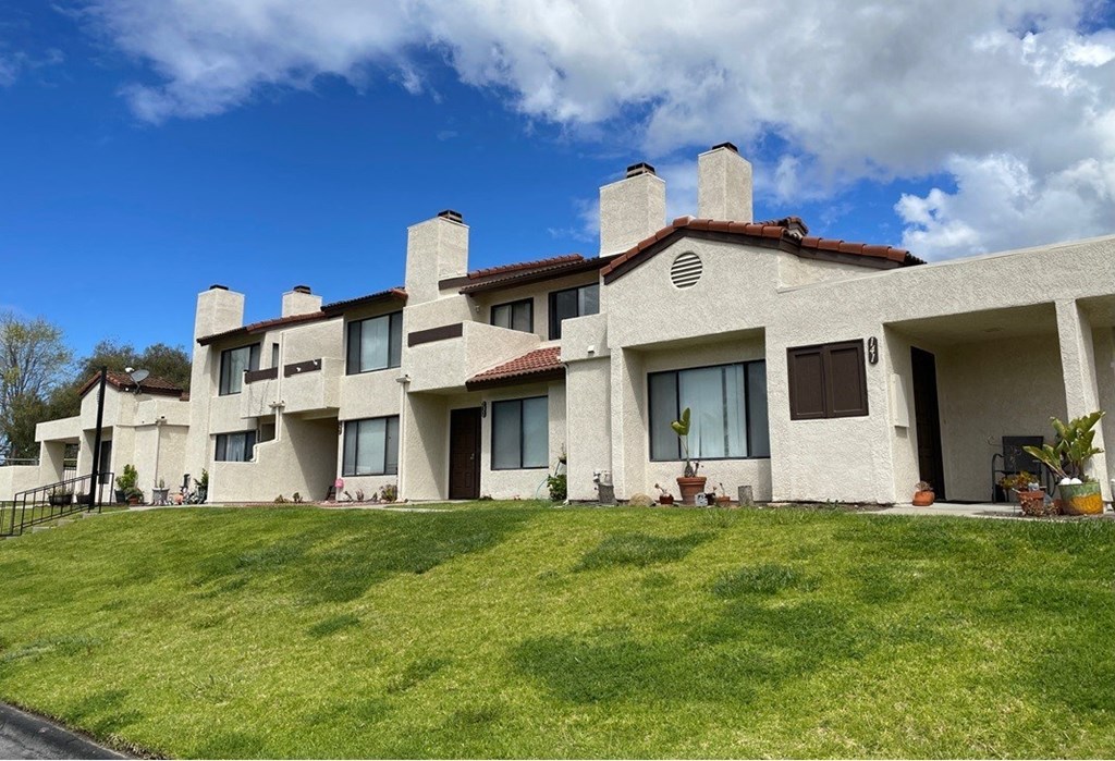 Rice Ranch Townhomes exterior I(1)