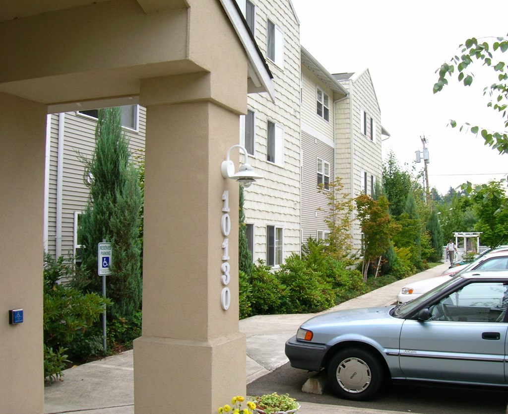 Riverside Landing Front Entrance of Building and Address