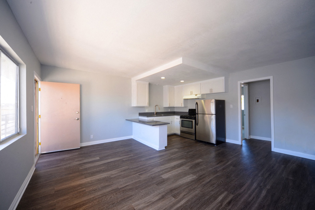 Sea Air - Living Room