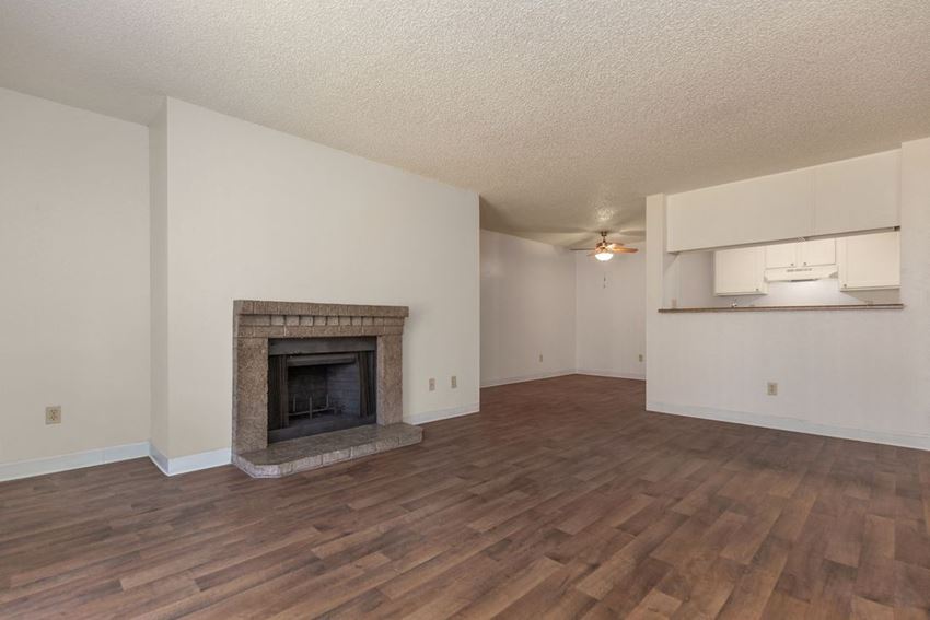 Silver Shadow Apartments spacious living area Silver Shadow Apartments spacious living area