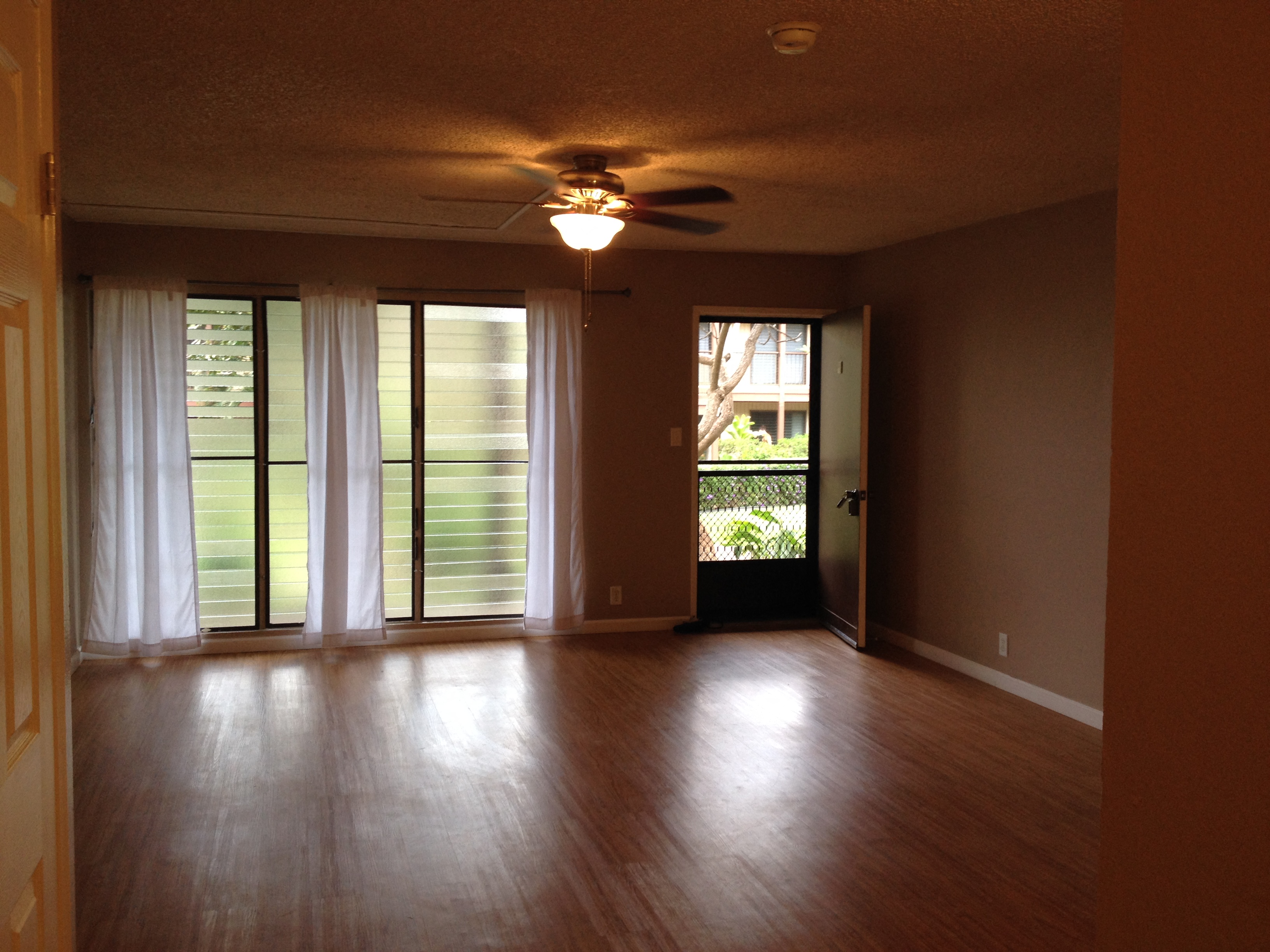 Coconut Inn living area and entry way