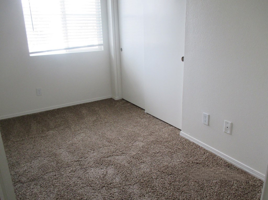 Sunny View bedroom with closet