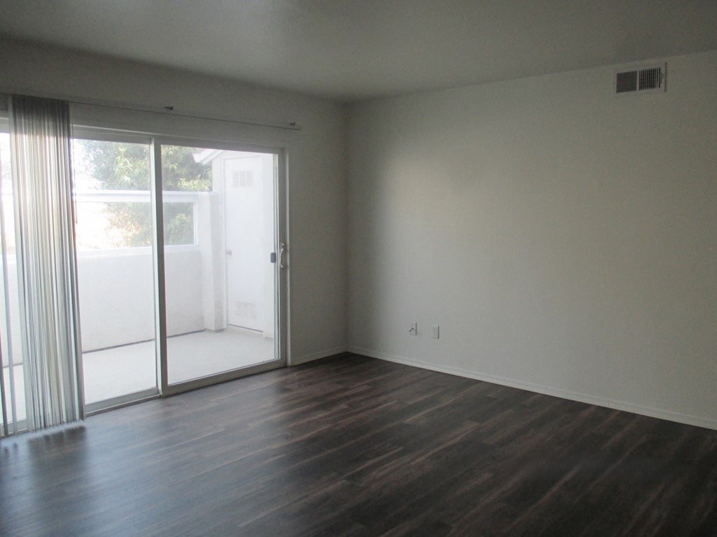 Sunny View living area