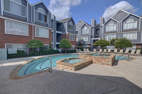 Trellis at Lake Highlands pool area