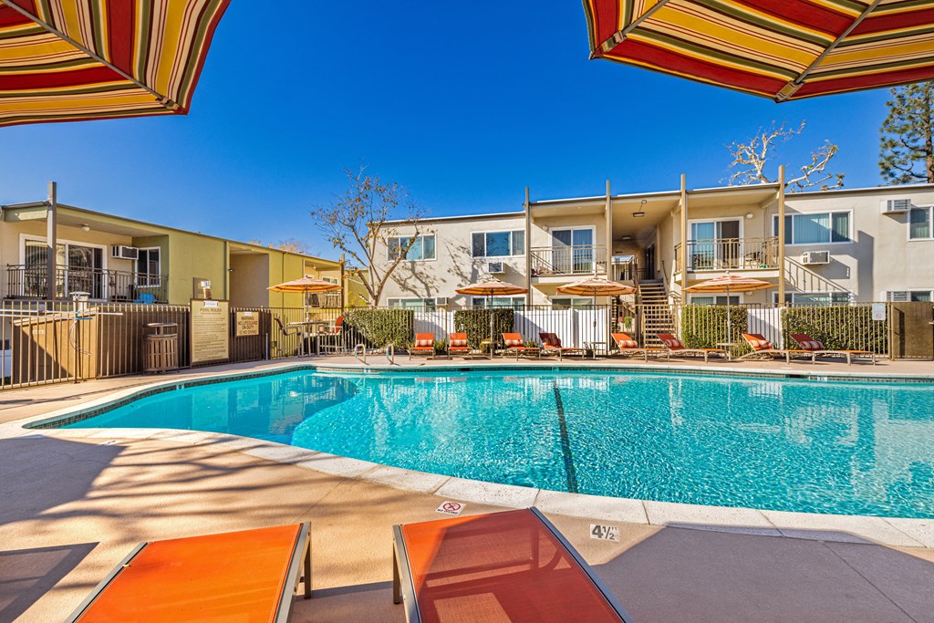 Apartment for rent in La Crescenta wading pool from lounge view