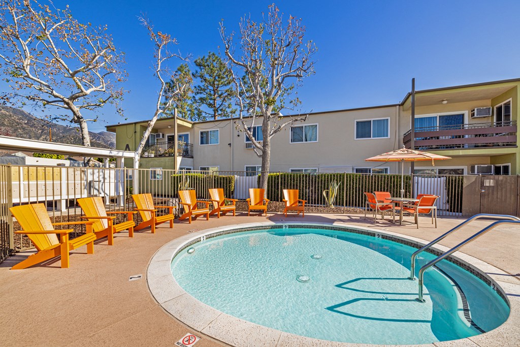 Apartment for rent near Glendale wading pool