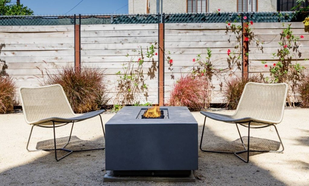 Villa Elaine firepit