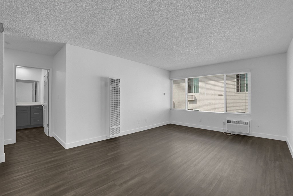 Tierra Del Sol 1 Bedroom Living Room