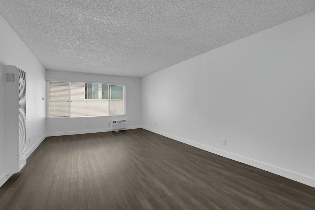 Tierra Del Sol 1 Bedroom Living Room