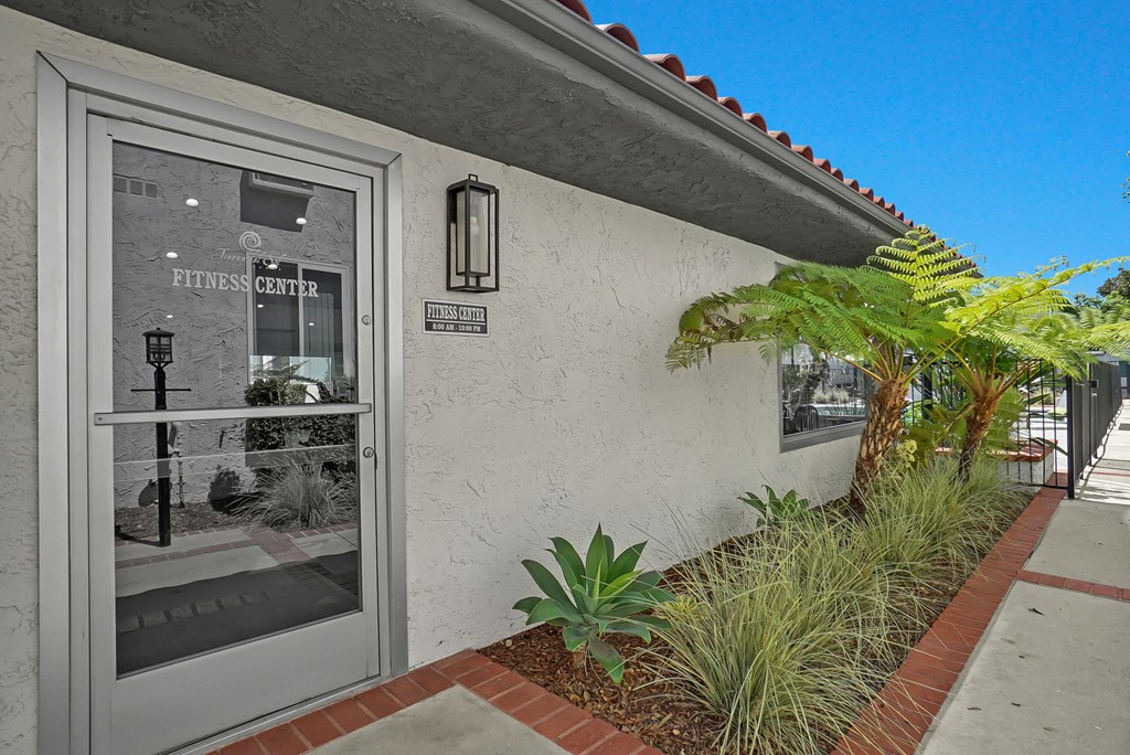 Tierra Del Sol Fitness Center Exterior