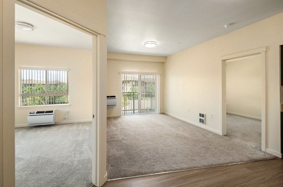 Traditions at Lafayette living area