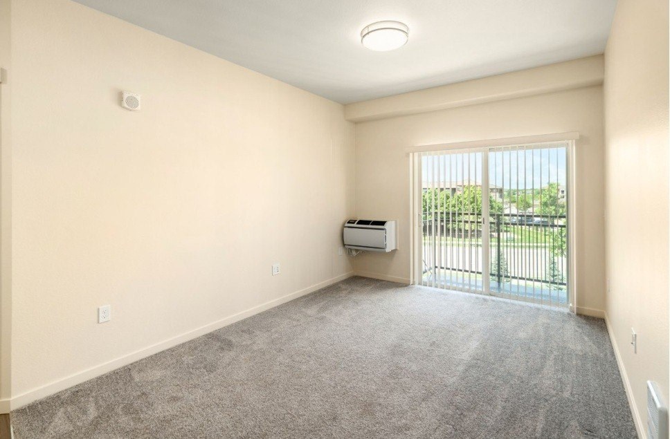 Traditions at Lafayette living room