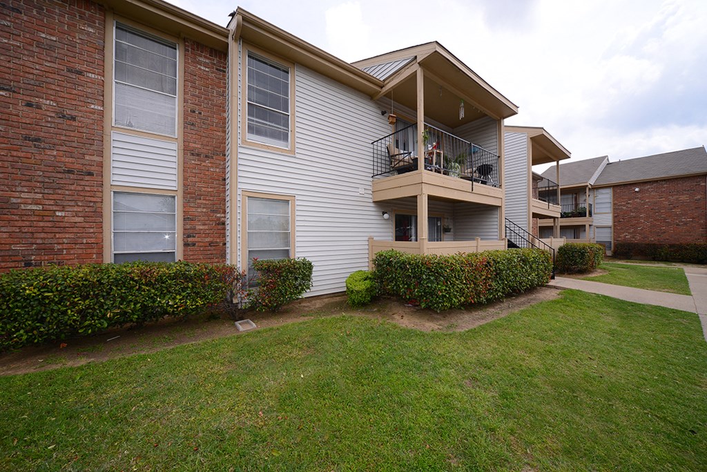 Trinity Park Apartments exterior building