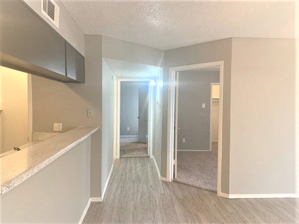 TrinityPark_HallwayViewOfBedrooms