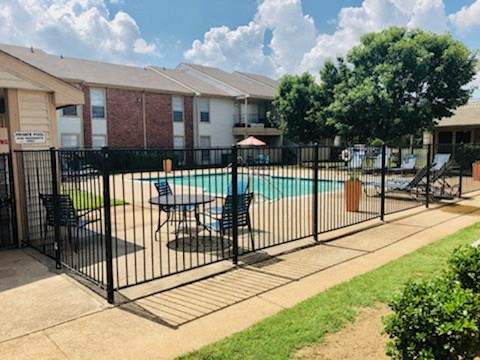 TrinityPark_PoolArea