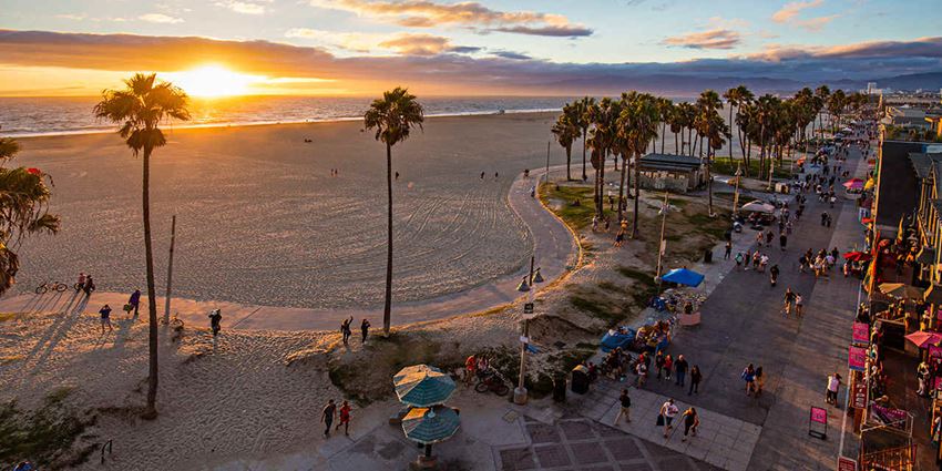 Windward Village is a similar property to Penmar Superba By Wiseman located in Venice