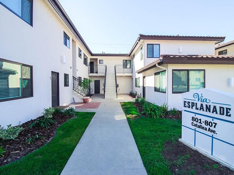 Via Esplanade Apartments Redondo Beach Exterior Courtyard Area Via Esplanade Apartments Redondo Beach Exterior Courtyard Area