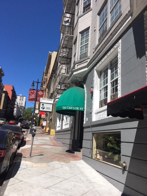 520 Taylor exterior building sidewalk