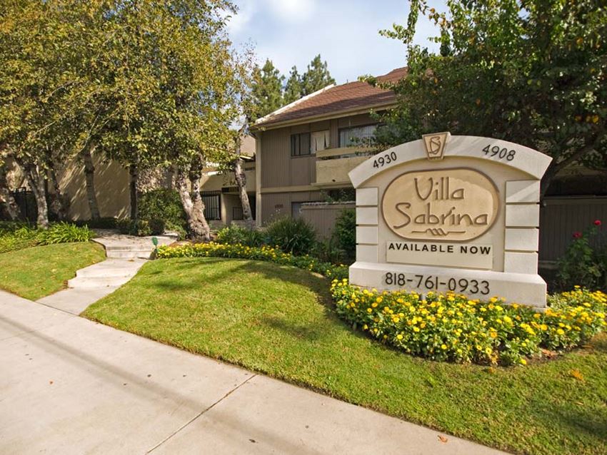 Villa Sabrina Apartments, 4930 Coldwater Canyon, Sherman Oaks, CA