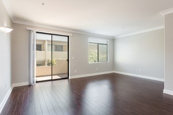 Villa Sofia common area with window and balcony