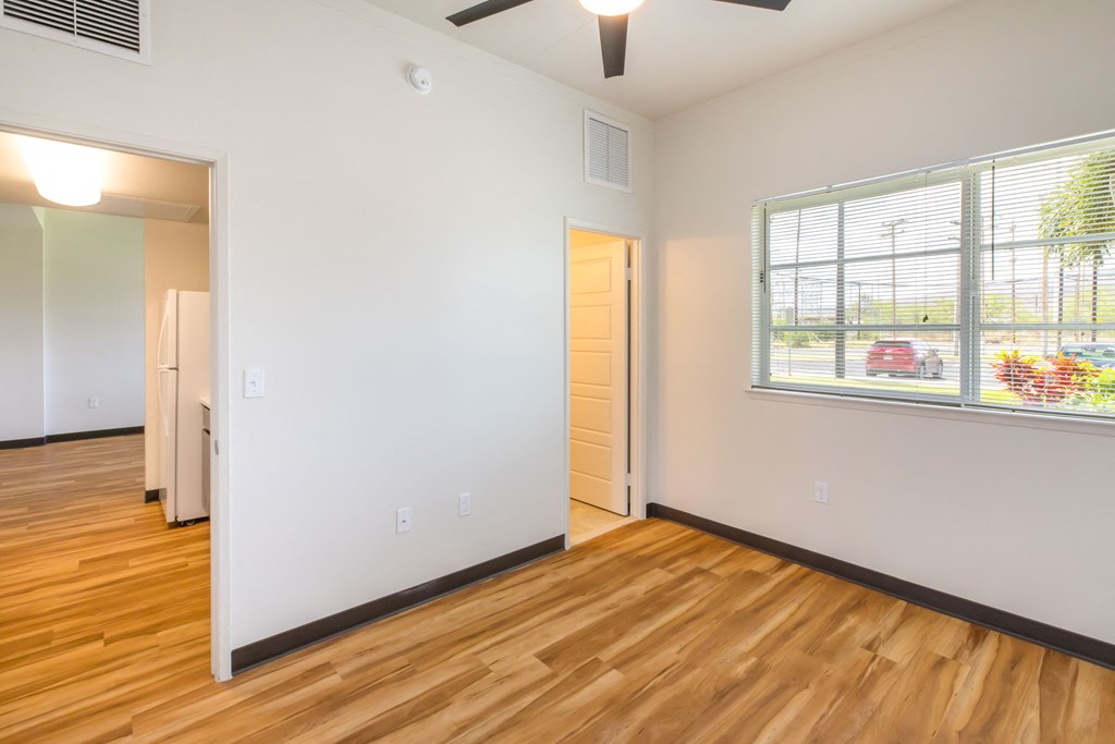 Wakea Garden Apartments, 911245 Franklin D Roosevelt Ave, Kapolei, HI