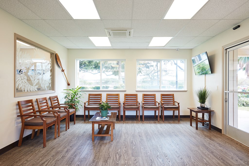 WakeaGardens_Interior_Office_WaitingChairs