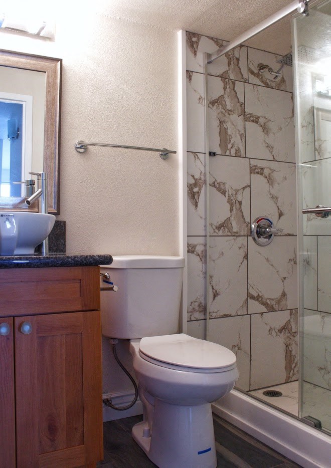 Napili Towers bathroom toilet