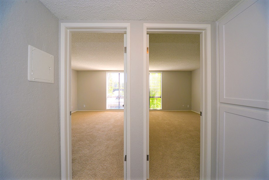 4250 Coldwater Canyon unfurnished bedrooms