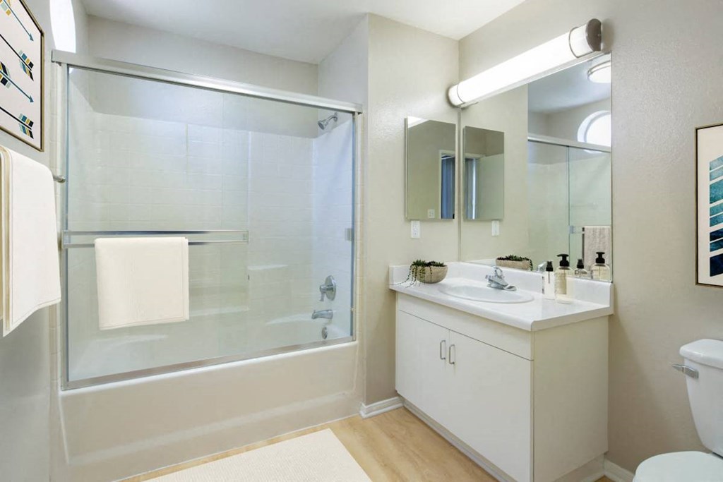 1422 on 6th bathroom with vanity