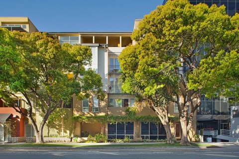 1522 on 6th Street View