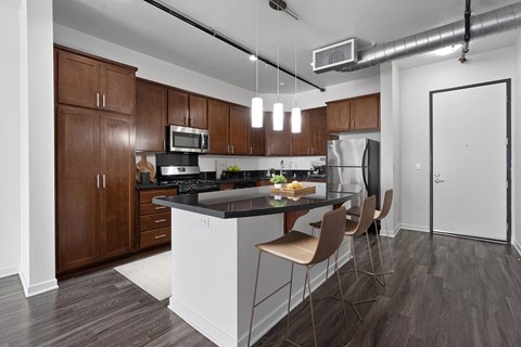 407 W 7TH ST Studio-1 Apartment for Rent