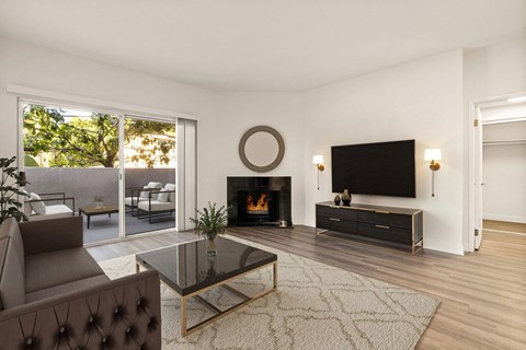 2104 N CAHUENGA BLVD 2 Beds Apartment for Rent