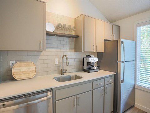 19500 HIDDEN SPRINGS RD Studio-3 Beds Apartment for Rent