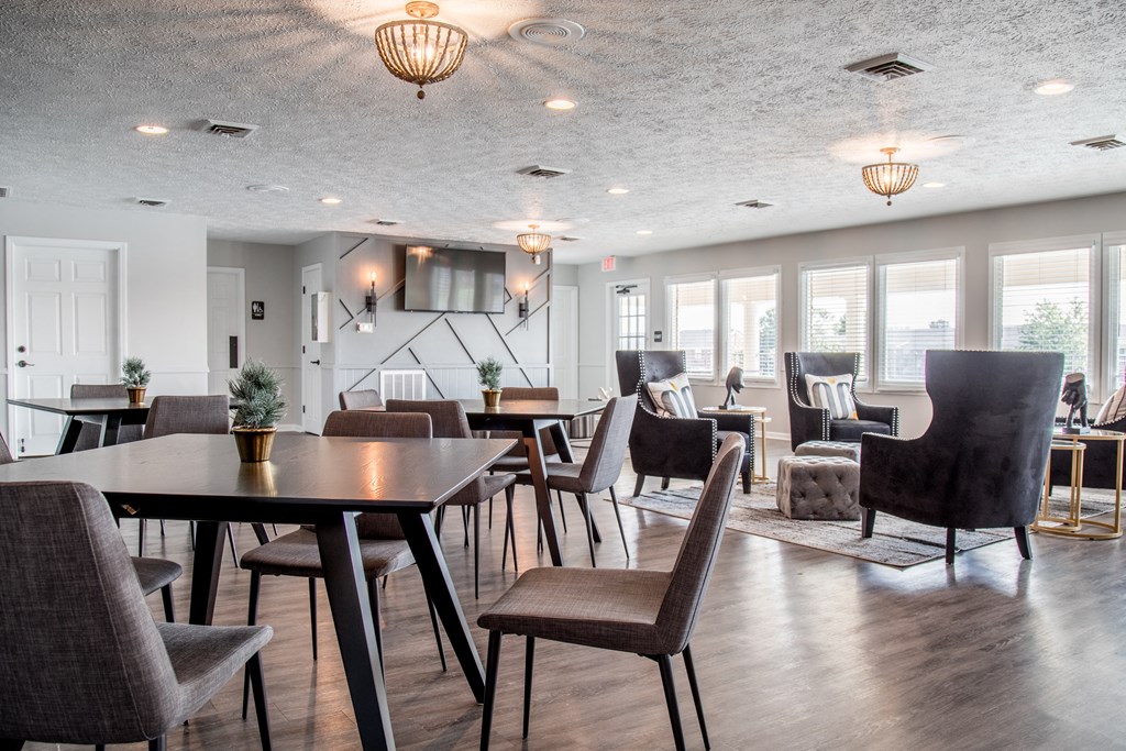 Lake Castelton Apartment Homes | Indianapolis, IN | Amenities