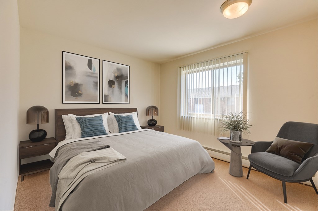 Cherry Hill Village Apartments | Dearborn Heights, MI