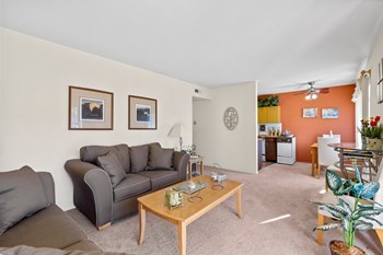 Forest View Apartments - Photo Gallery 7