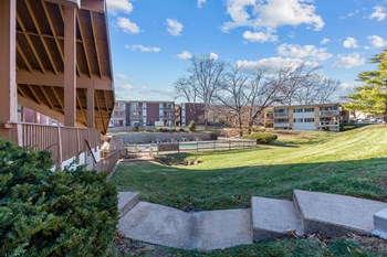 Forest View Apartments - Photo Gallery 4