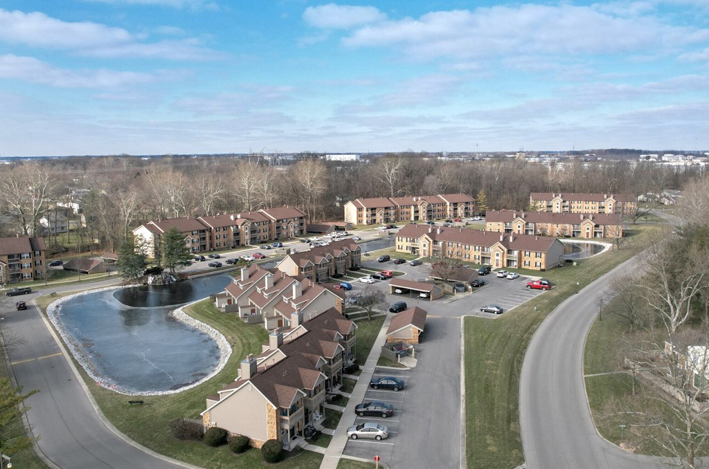 Crooked Creek Apartment Homes | Indianapolis, IN