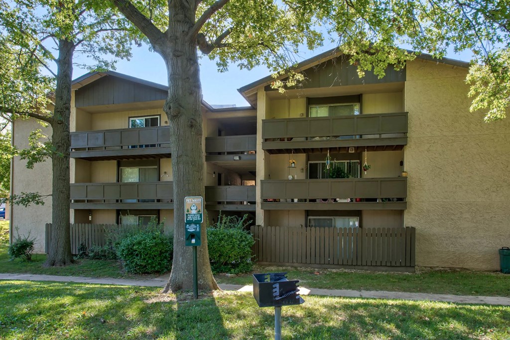 Hathaway Village | St. Louis