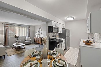 Maplebrook Village Apartments | Images - Photo Gallery 6