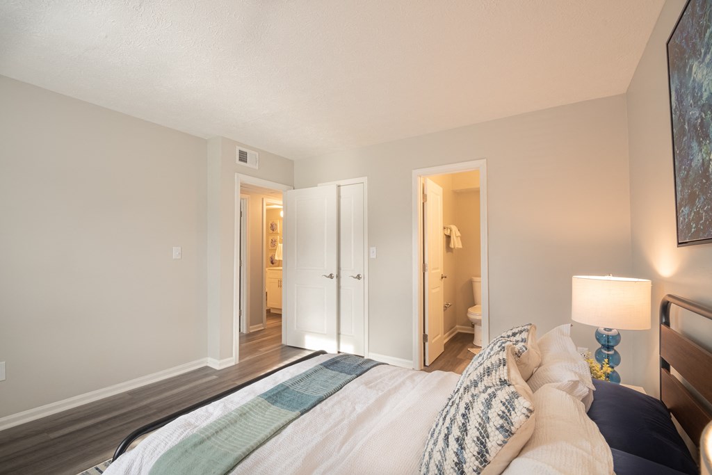 Meridian Court South | Indianapolis, IN