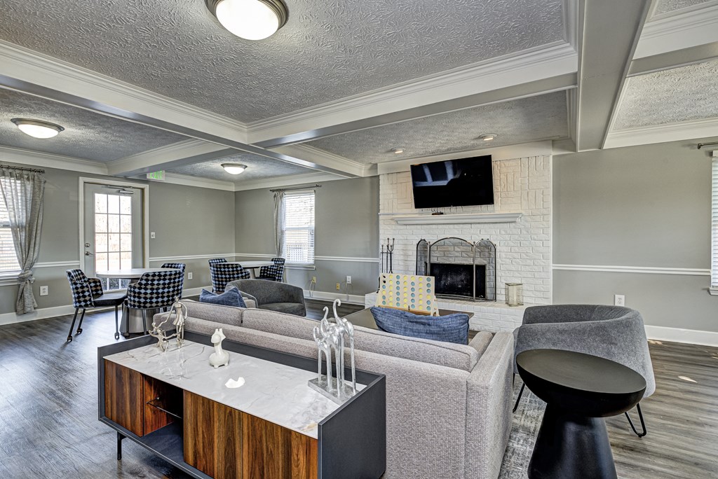 Meridian Court South | Indianapolis, IN