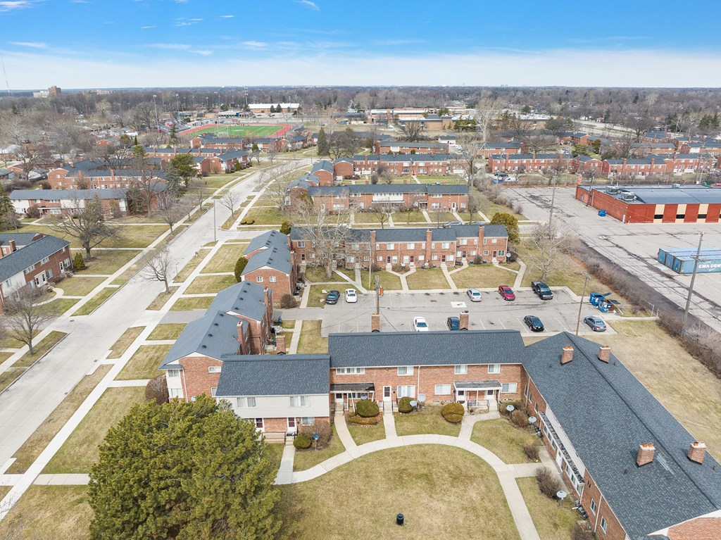 the estates at wellington green apartments photo #1