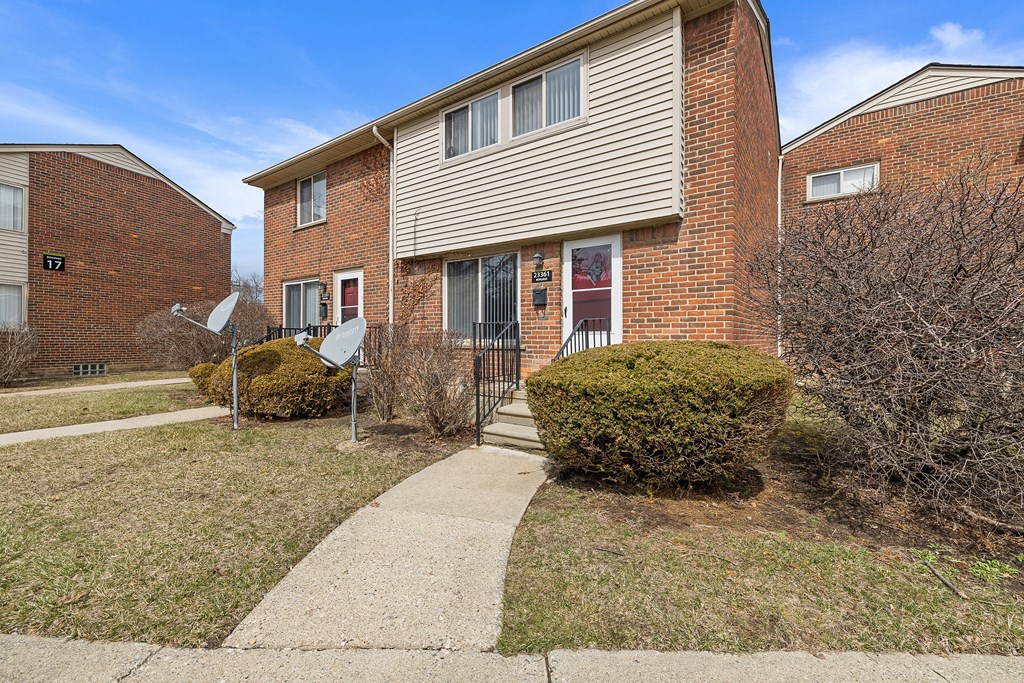 a city for sale property.