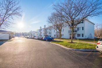 Riverbend Apartments | Indianapolis - Photo Gallery 2