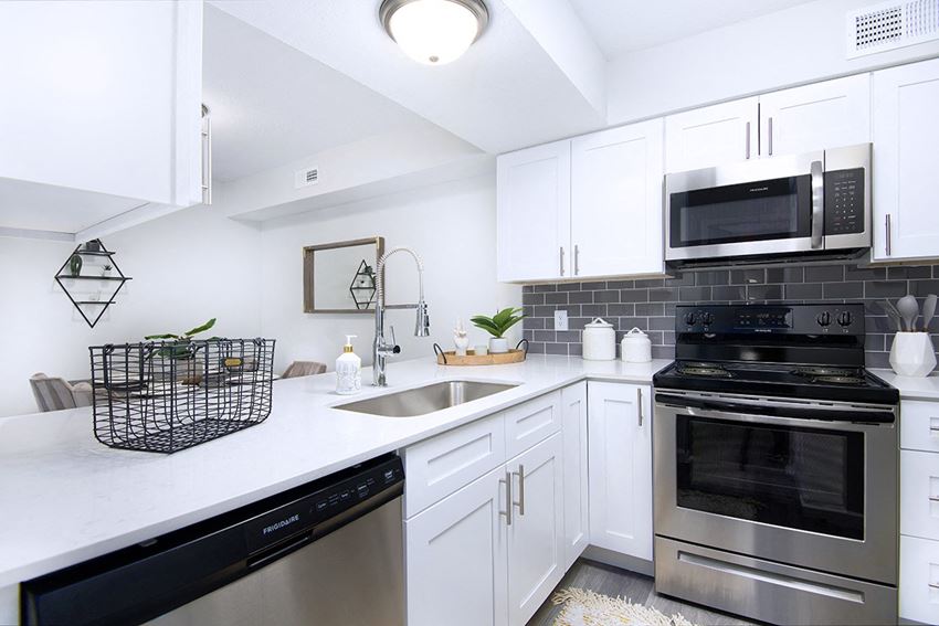 Riverbend Renovated Kitchen - Photo Gallery
