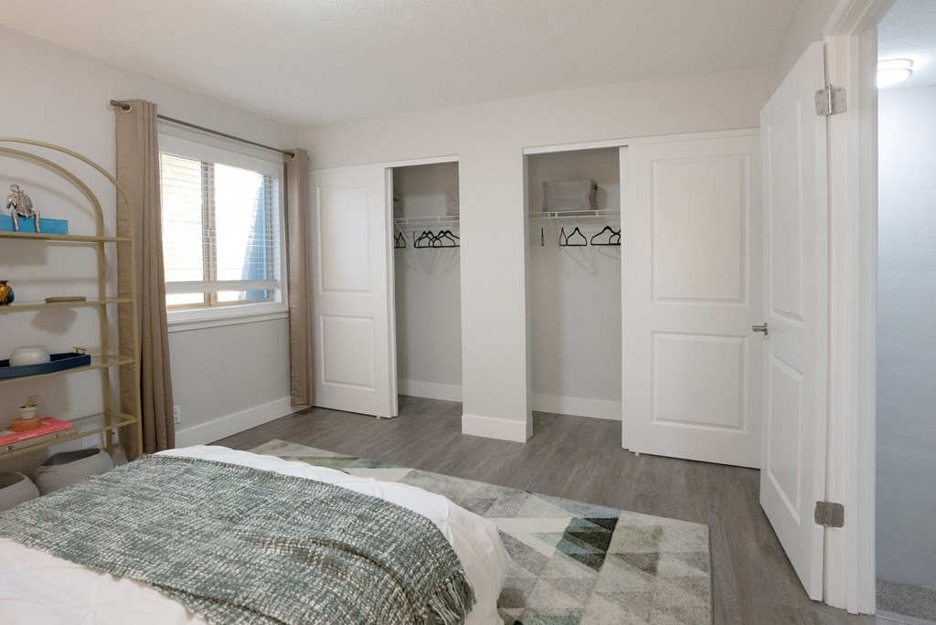 Spanish Lake Townhomes | St. Louis