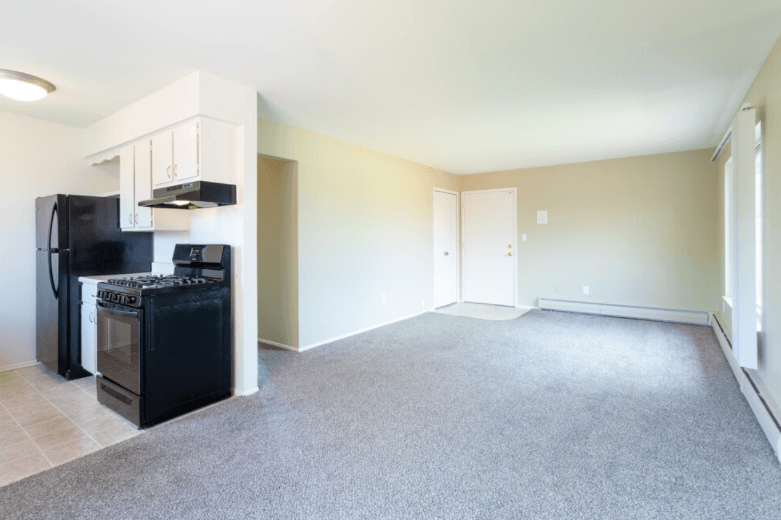 Cherry Hill Village Apartments | Dearborn Heights, MI
