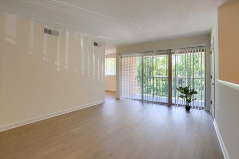 Twin Lakes Apartments