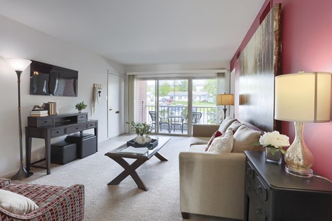 Twin Lakes Apartments